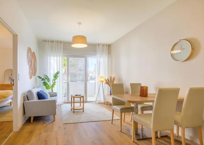 Ovelia Frejus - La Villa Marina